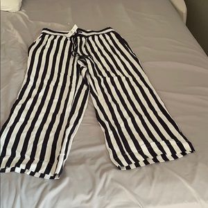 Loft size xs navy and white stripped Capri pants
